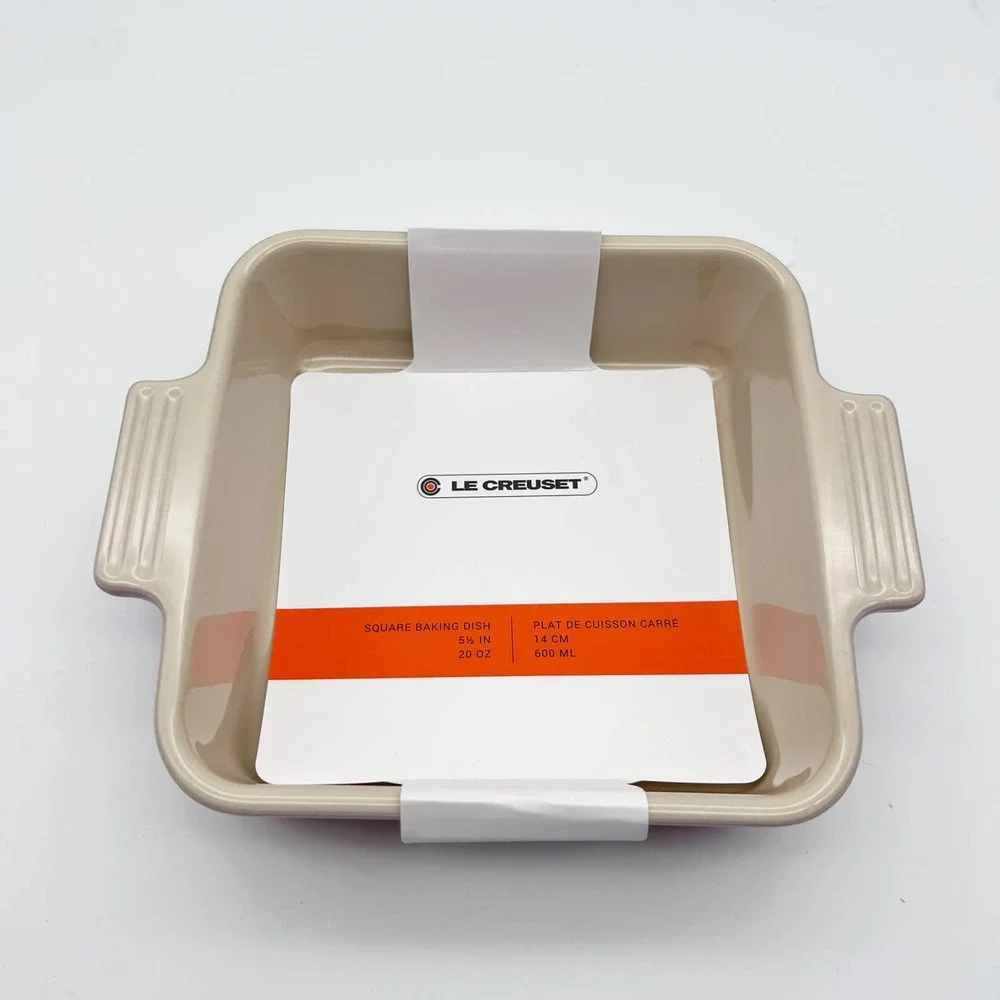 LE CREUSET NWT Baby Blue 5 1/2 IN 20 OZ Square Baking Dish - Picture 2 of 4